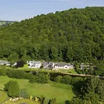 Roxby A Stunning On The Banks Of The River Within A 2 Minute Walk Of Ullswater And *