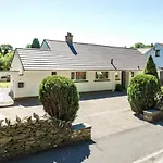 Roxby A Stunning On The Banks Of The River Within A 2 Minute Walk Of Ullswater And Nyaraló