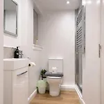 Roxby A Stunning On The Banks Of The River Within A 2 Minute Walk Of Ullswater And Nyaraló *