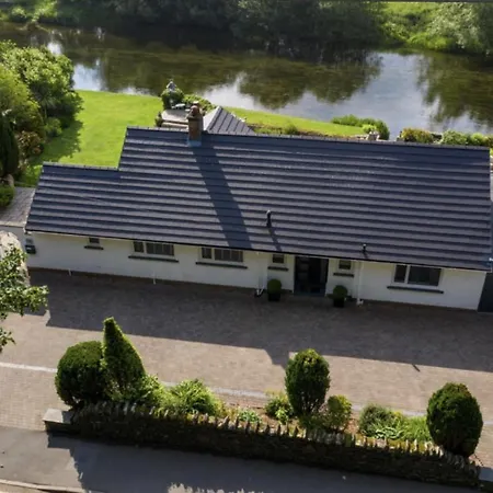 Ferienhaus Roxby A Stunning On The Banks Of The River Within A 2 Minute Walk Of Ullswater And