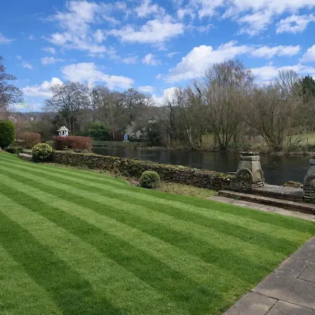 Roxby A Stunning On The Banks Of The River Within A 2 Minute Walk Of Ullswater And Ferienhaus *