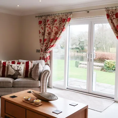 度假居 Roxby A Stunning On The Banks Of The River Within A 2 Minute Walk Of Ullswater And 普利布里奇