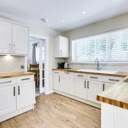 Roxby A Stunning On The Banks Of The River Within A 2 Minute Walk Of Ullswater And *