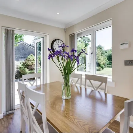 Roxby A Stunning On The Banks Of The River Within A 2 Minute Walk Of Ullswater And *