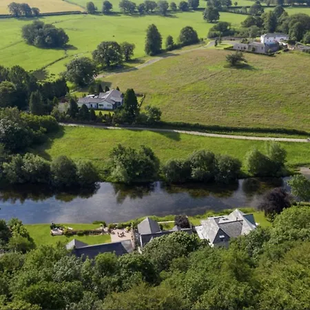 Roxby A Stunning On The Banks Of The River Within A 2 Minute Walk Of Ullswater And Дом отдыха *